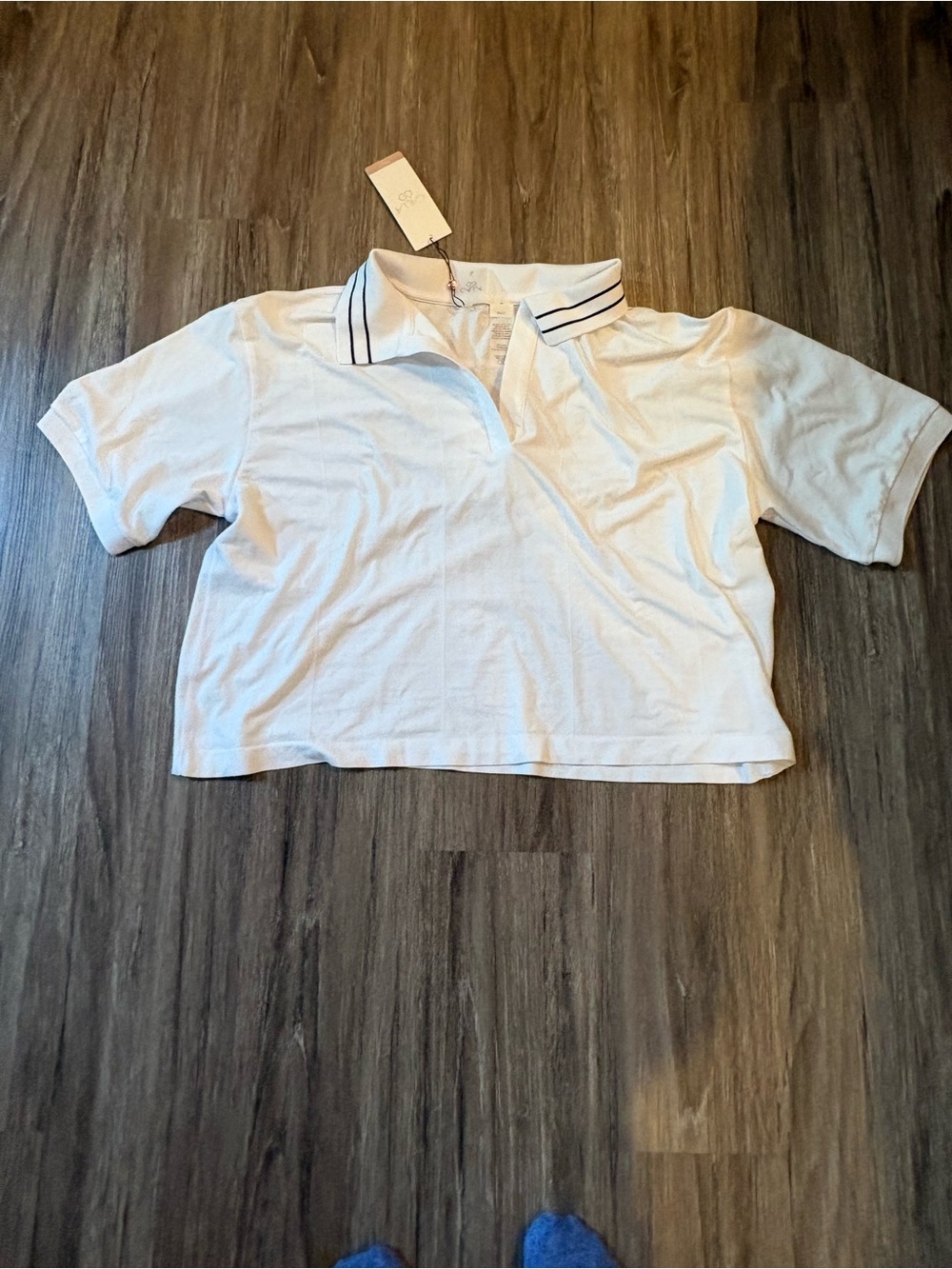 CAlLIA White Short-Sleeve Polo with Navy Stripe Collar